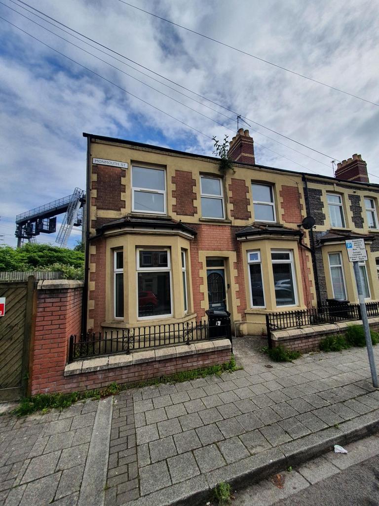 3 bedroom End Terrace for rent