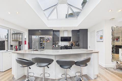 3 bedroom semi-detached house for sale, Lifstan Way, Southend-on-sea, SS1
