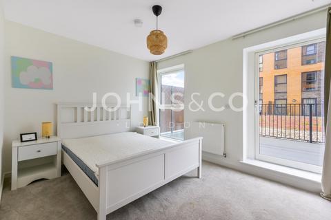 2 bedroom apartment for sale, Tabbard Apartments, W3