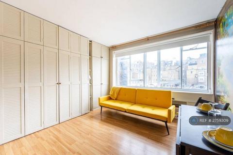 Studio to rent, Craven Terrace, London, W2