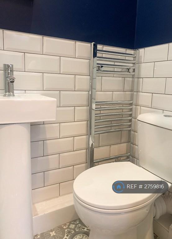 Ensuite Shower Room