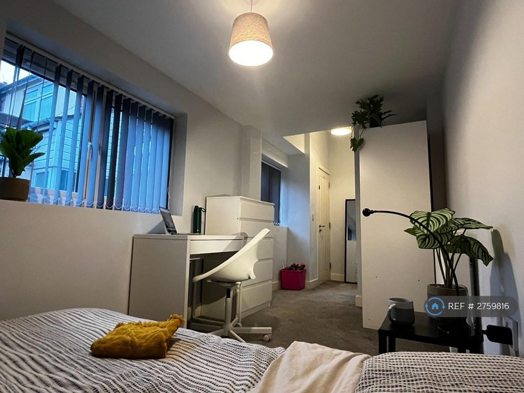 Double Bedroom