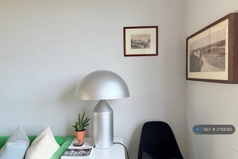 undefined, Londesborough Road, London, N16