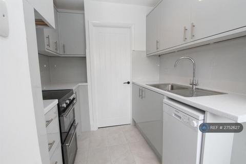 undefined, Culvers Avenue, Carshalton, SM5