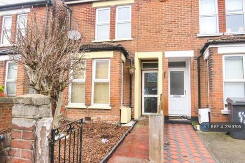3 bedroom end of terrace house to rent, Rectory Lane, Chelmsford, CM1