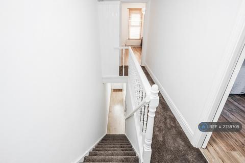 3 bedroom end of terrace house to rent, Rectory Lane, Chelmsford, CM1