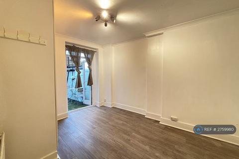 1 bedroom flat to rent, Dewsbury Court, London, W4