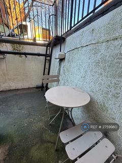 1 bedroom flat to rent, Dewsbury Court, London, W4