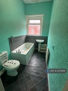 2 bedroom terraced house to rent, Chester Road, Preston, PR1