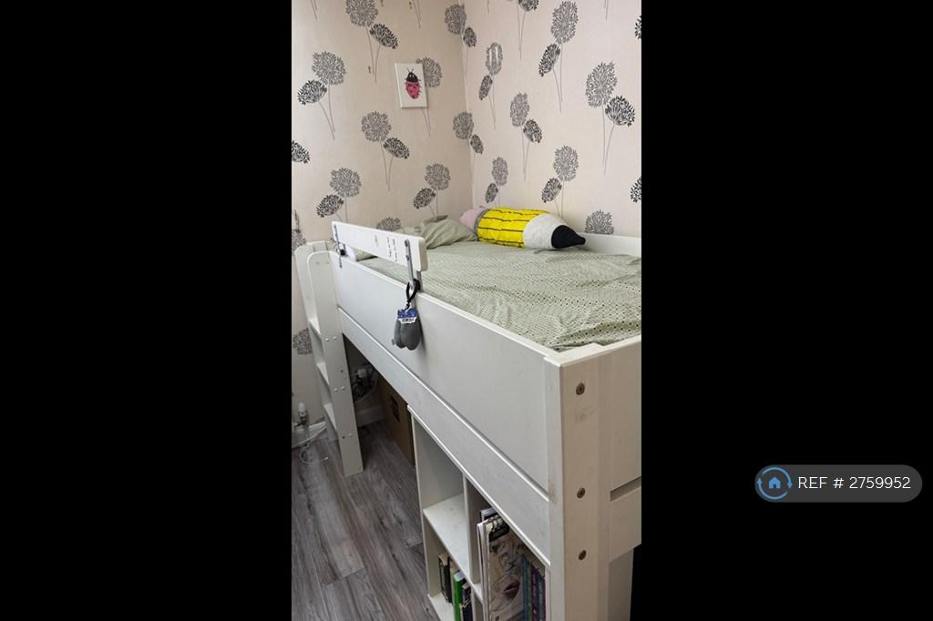 Office Room+ Kids Bed View 2