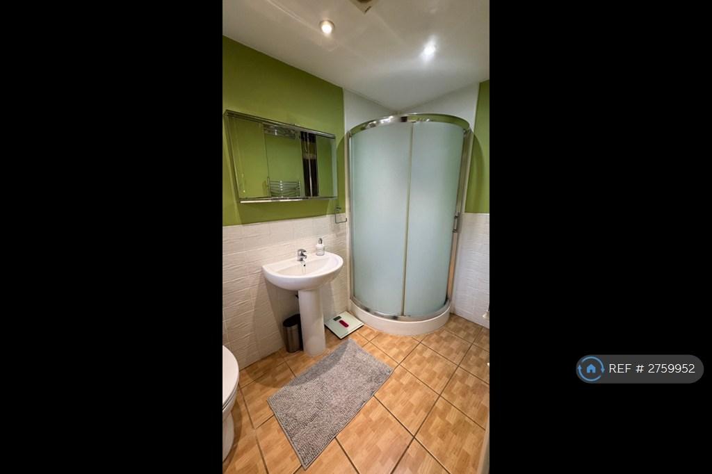 Ground Bathroom 2