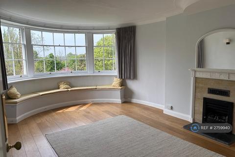 1 bedroom flat to rent, The Paragon, London, SE3