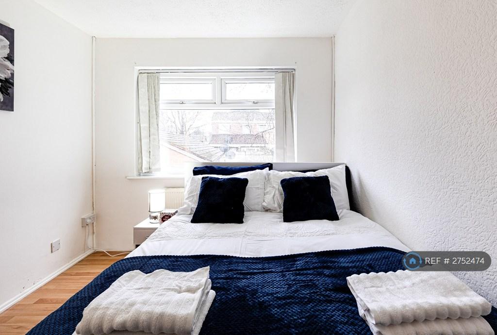 Main Bedroom