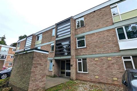2 bedroom flat to rent, 48 Russell Road, Birmingham B13