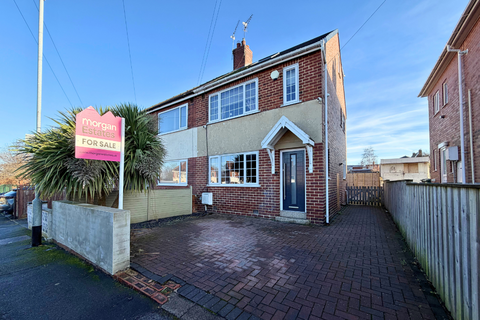 4 bedroom semi-detached house for sale, Parkwood Avenue, Leeds