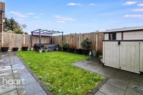 5 bedroom link detached house for sale, Corral Close, Darland