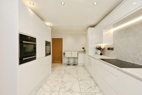 3 bedroom semi-detached house for sale, Alpina Way, Sheffield S26