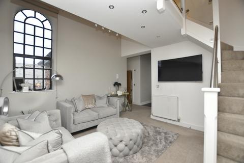 2 bedroom flat for sale, Hall Street, Old Moulsham, Chelmsford