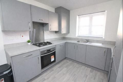 3 bedroom semi-detached house for sale, Binyon Gardens, Stotfold, SG5
