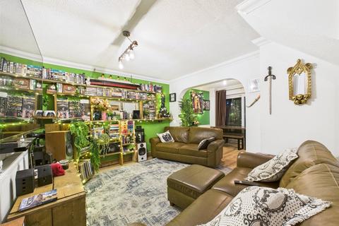 3 bedroom terraced house for sale, Nutmeg Close, Abbeydale, Gloucester, Gloucestershire, GL4