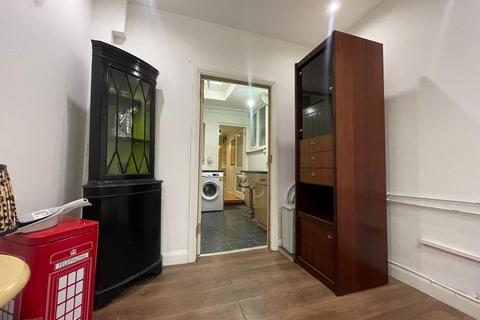 1 bedroom flat to rent, Spring Grove Road, Isleworth TW7