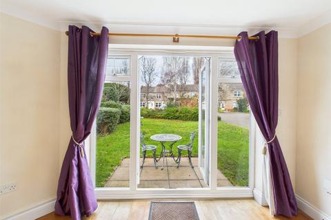 1 bedroom apartment for sale, Sandringham Mews, Hampton