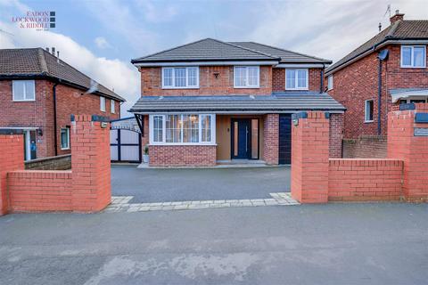 Blackmoor Crescent, Brinsworth, Rotherham