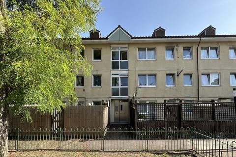 2 bedroom flat to rent, Phoenix Court, Chipley Street, London , SE14