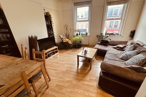3 bedroom maisonette to rent, Tottenham Lane, London N8