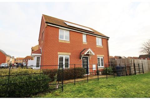 3 bedroom detached house for sale, Larkspur Way, Whittlesey PE7