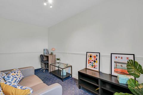 1 bedroom flat to rent, Elgin Rd CR0