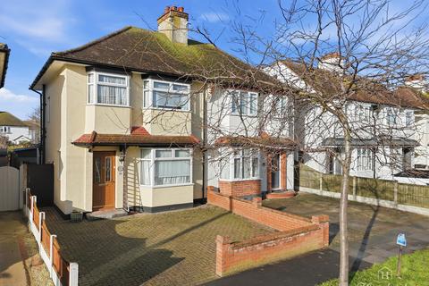 undefined, Connaught Gardens, Southend-on-sea, SS3 9