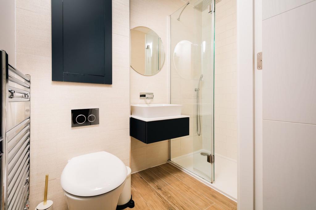 Ensuite