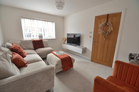 3 bedroom semi-detached house for sale, Robinson Grove, Shefford SG17