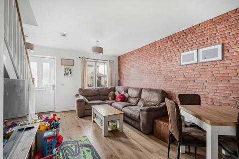 2 bedroom end of terrace house for sale, Orchard Terrace, California Road, Huntingdon.