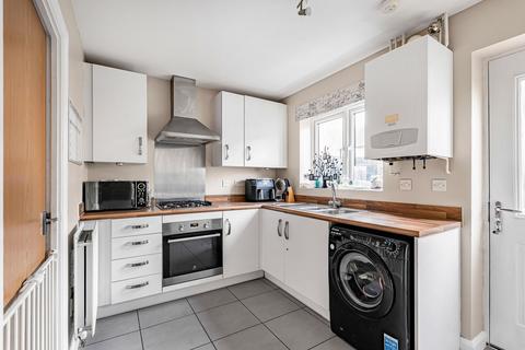 2 bedroom end of terrace house for sale, Orchard Terrace, California Road, Huntingdon.