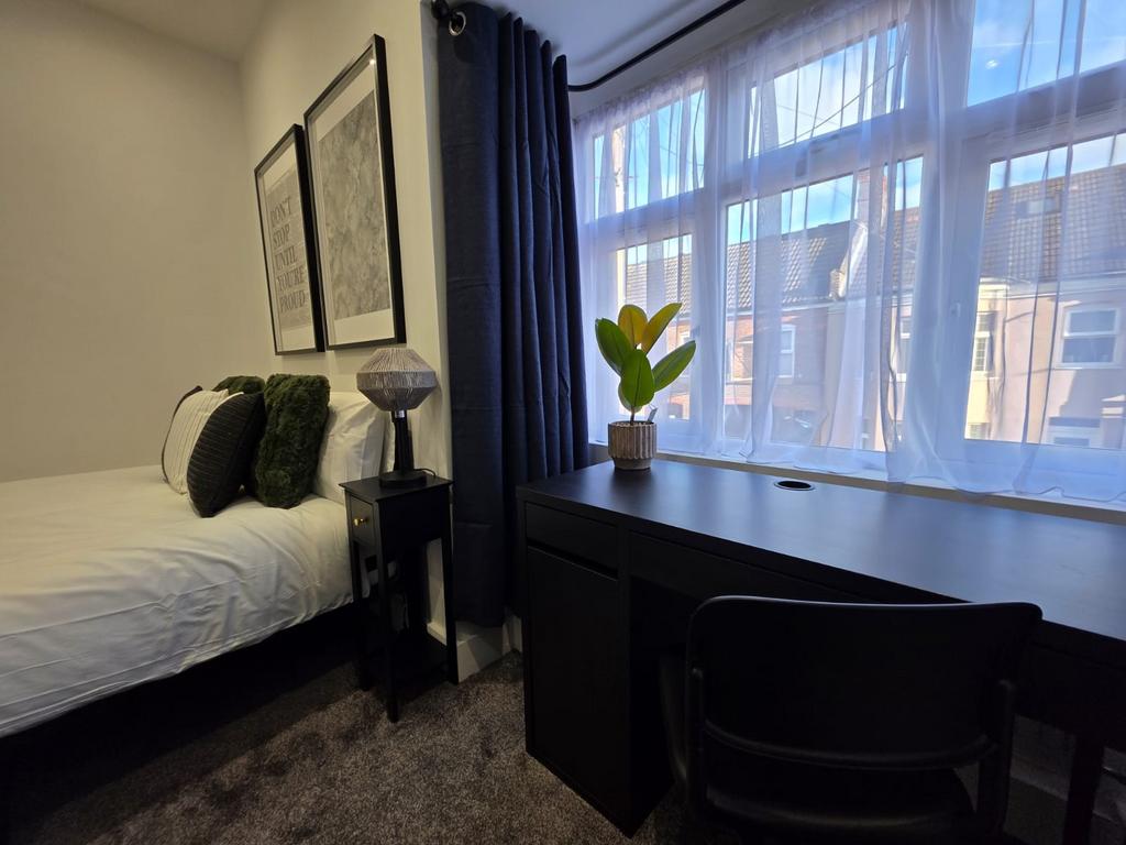 38 Dale Road Room 4 (11).jpeg