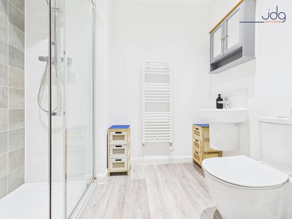 Ensuite