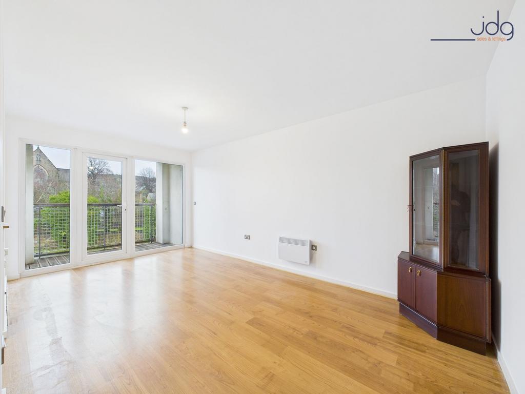 Open Plan Living with Balcony