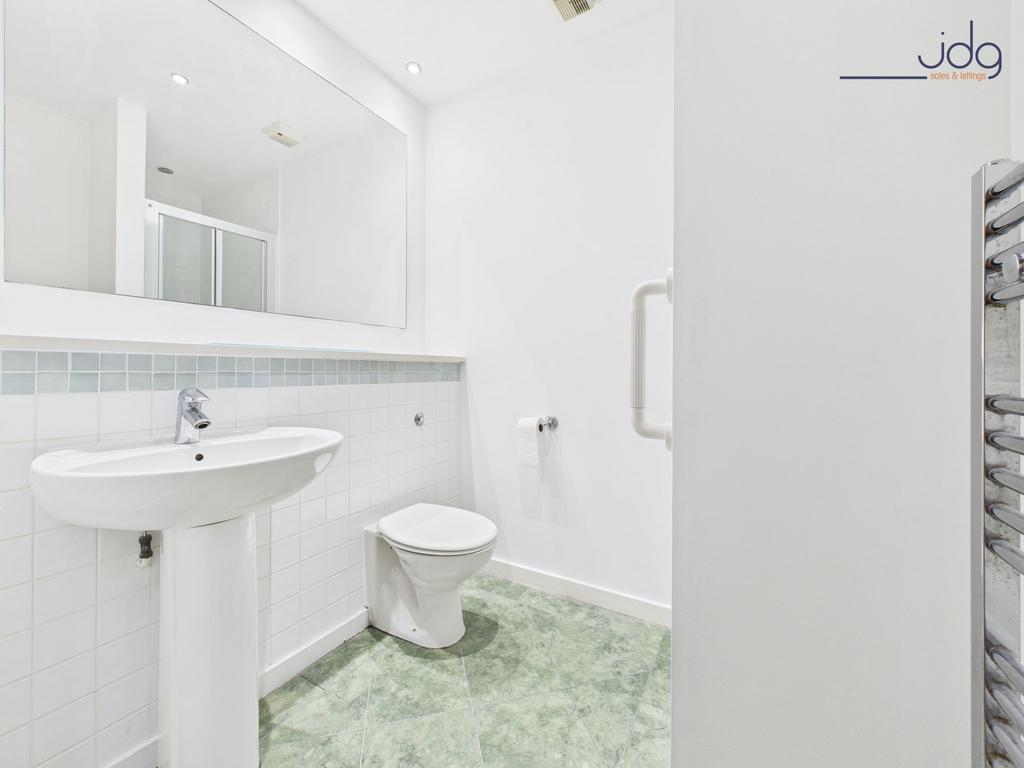 Ensuite