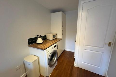 4 bedroom detached house to rent, Fox Covert, Leicester