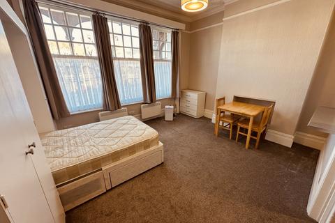 undefined, Queens Avenue, London N10