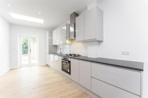 undefined, Warwick Place, Ealing, W5