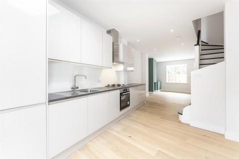 undefined, Warwick Place, Ealing, W5