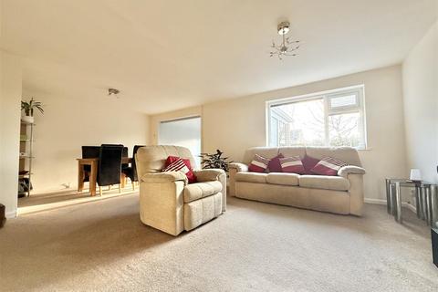 3 bedroom detached house for sale, Georgeham Close, Wigston LE18