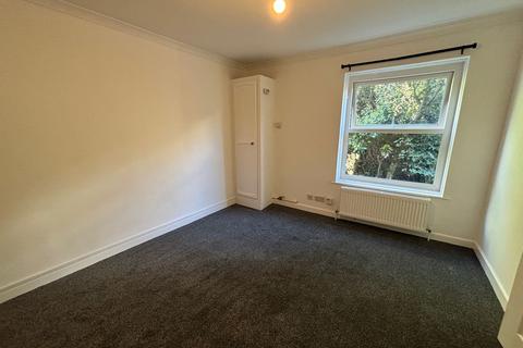 1 bedroom flat to rent, Marine Parade, Dawlish, EX7