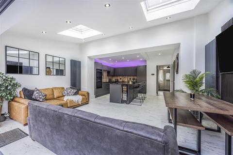 3 bedroom terraced house for sale, Langdale Avenue, Portsmouth PO6