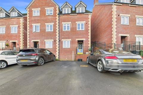 Ben Grazebrooks Well, Stroud, Gloucestershire, GL5