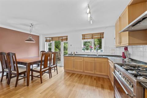 4 bedroom semi-detached house to rent, Southridge Place, Wimbledon, SW20
