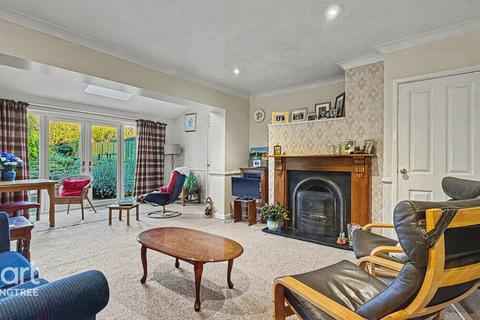 4 bedroom semi-detached house for sale, Palfrey Heights, Manningtree